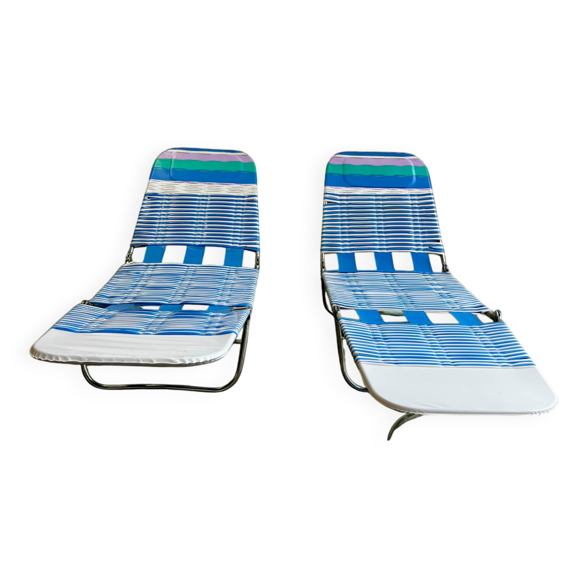 Set of 2 vintage folding lounge chairs