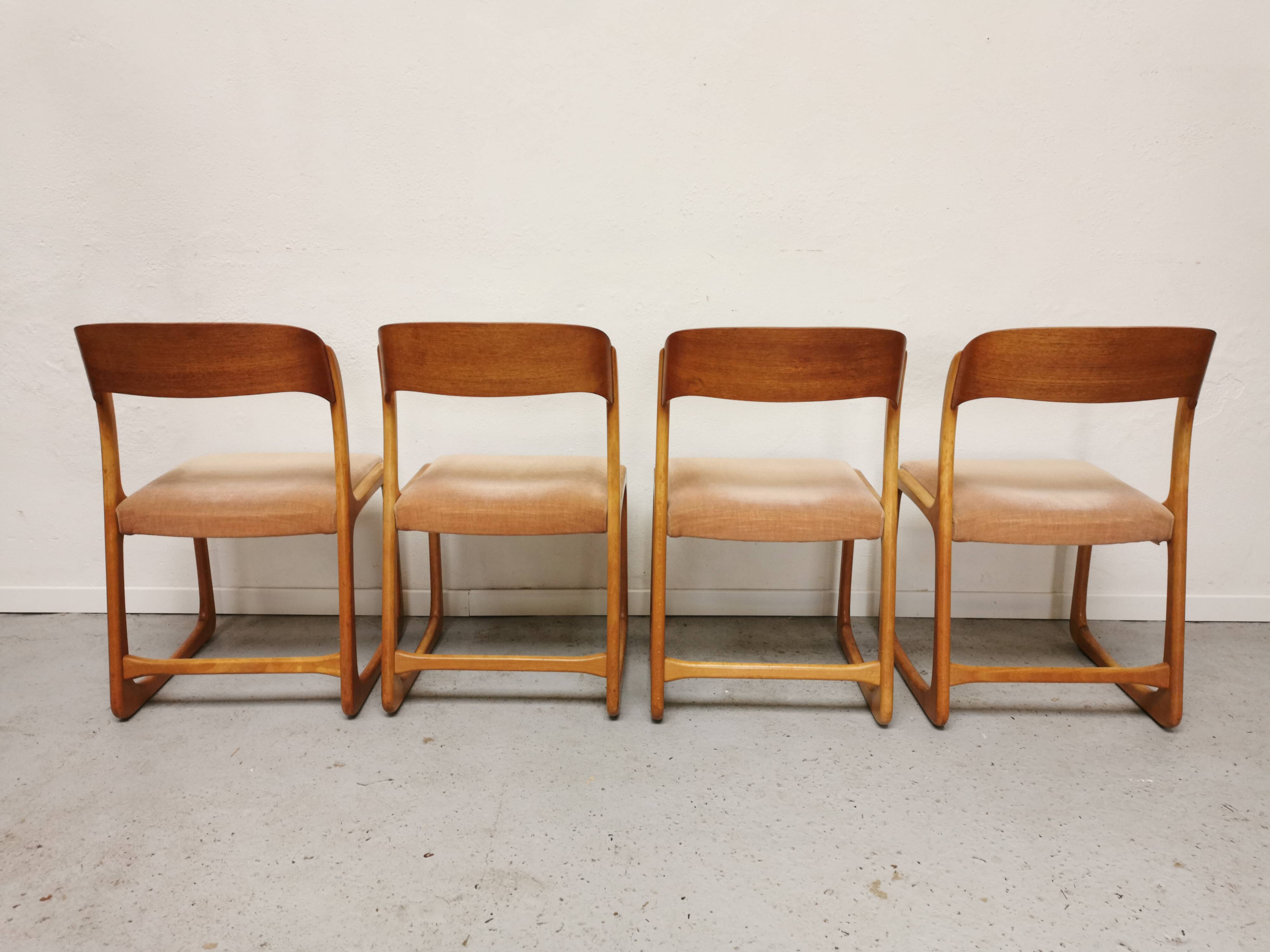 Series of 4 chairs Baumann Traineau
