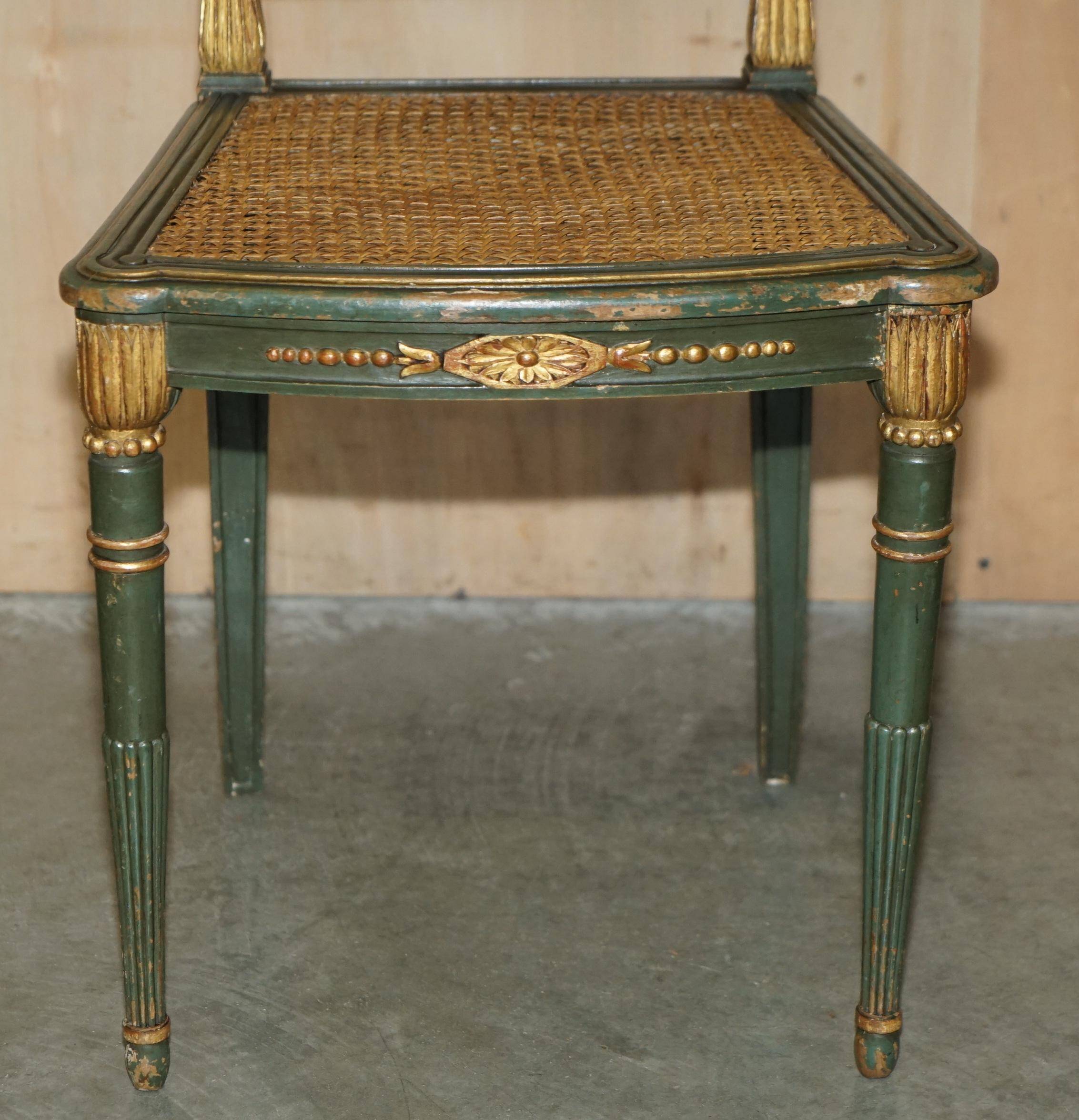 Paire Antique Chaises d'Appoint William Kent Empire Sculptées en Cygne