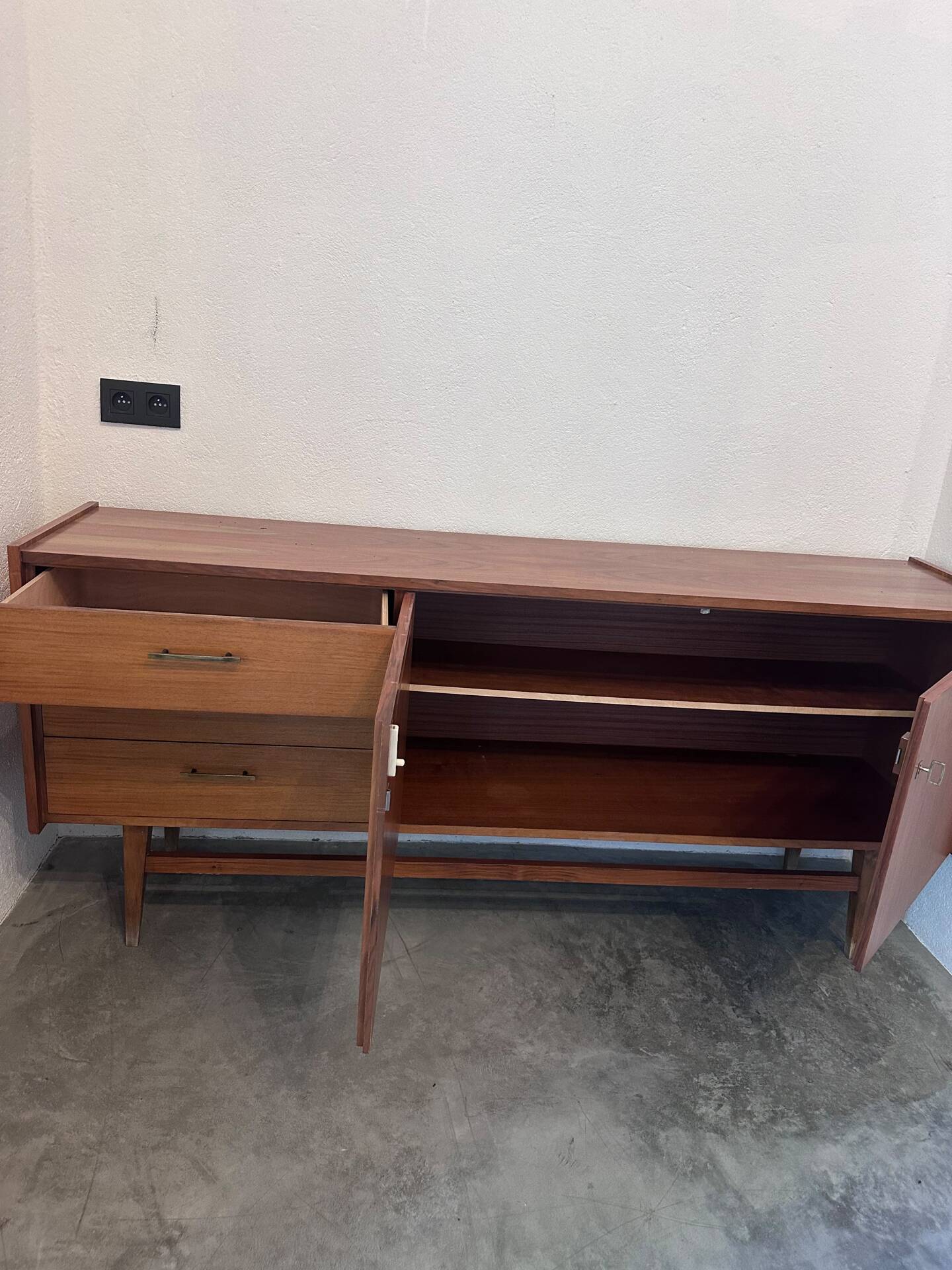 Scandinavian enfilade