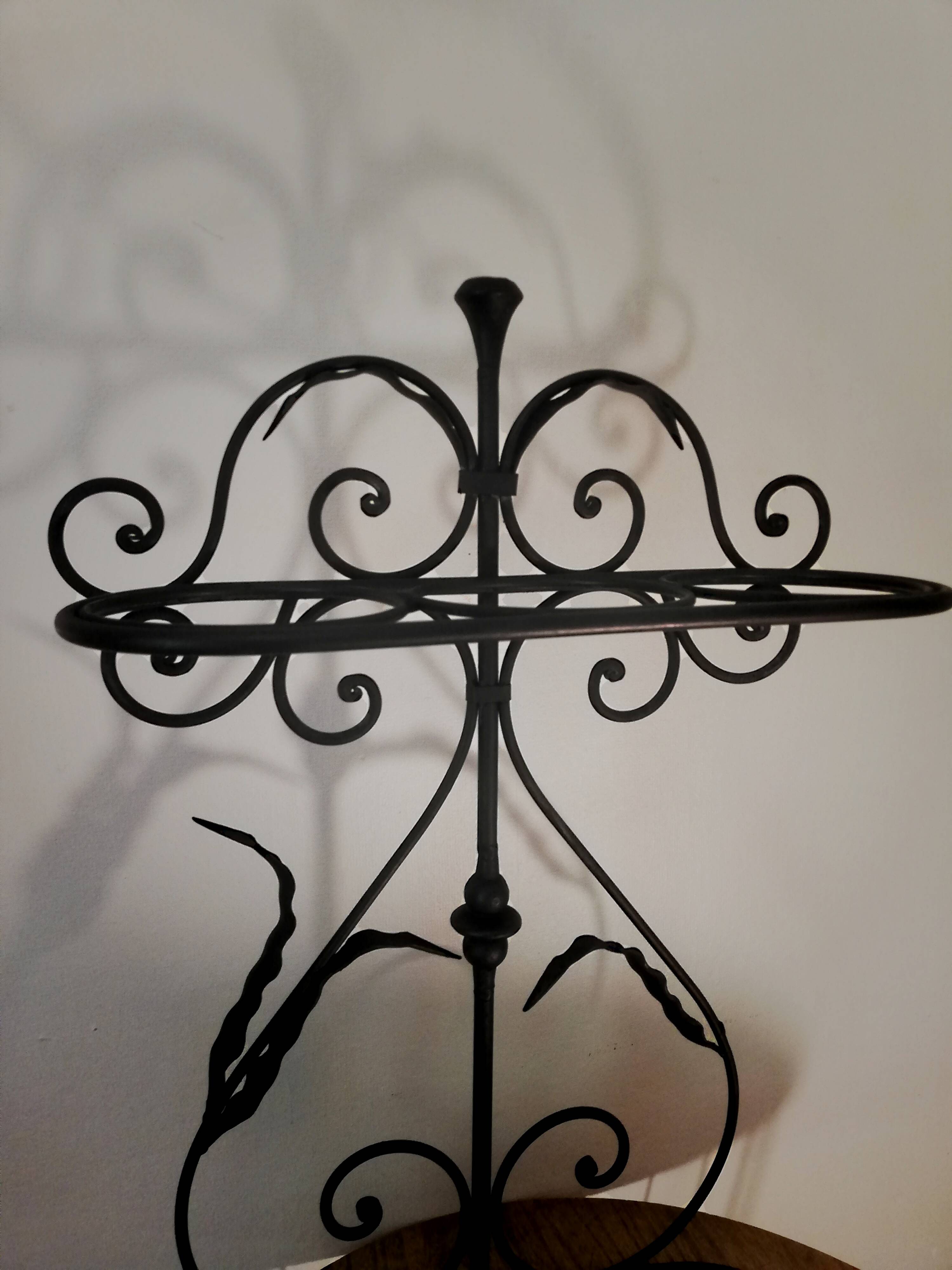 Art deco umbrella holder