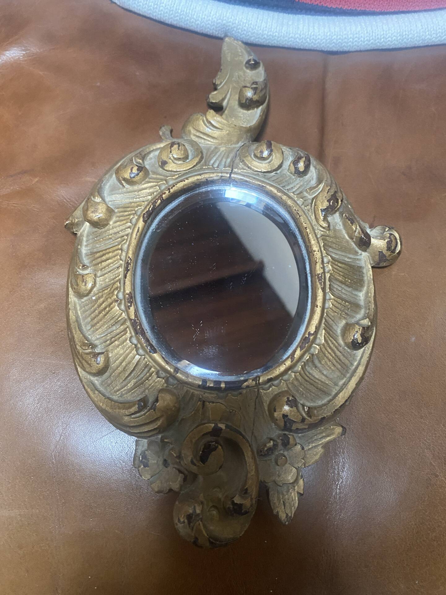 Miroir baroque en bois sculpté ancien
