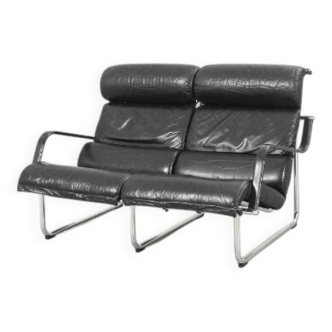 Yrjö Kukkapuro, sofa, "Remmi", 1970s.