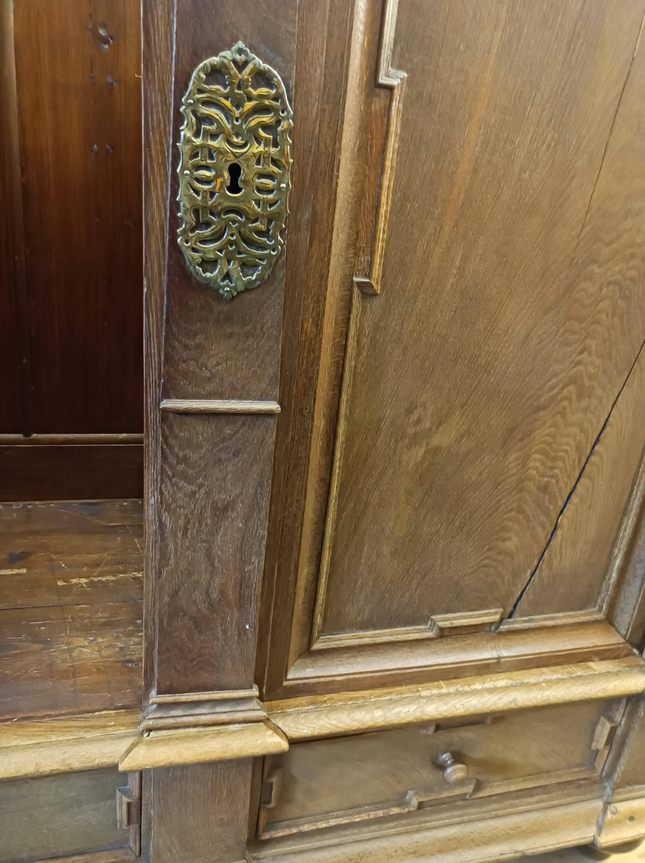 Baroque oak wardrobe, Northern Europe circa 1730-50