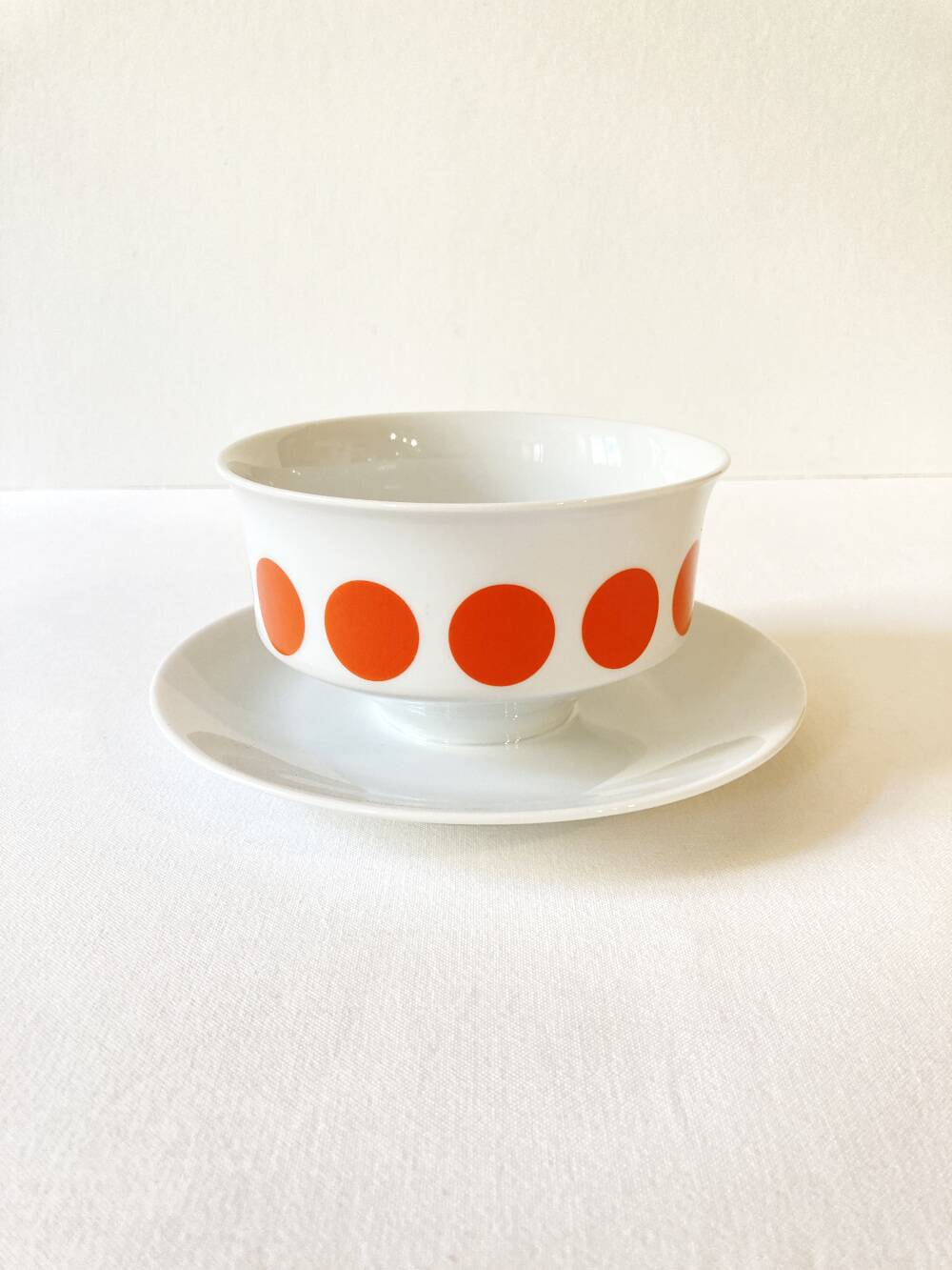 Schirnding Bavaria porcelain sauce boat with orange dots, 1970s