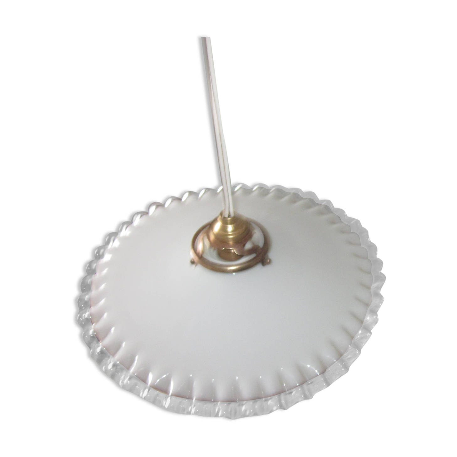 Old suspension in dentelè opaline