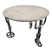 Table basse artisanale sur roulettes 1970 par Robert Evans
