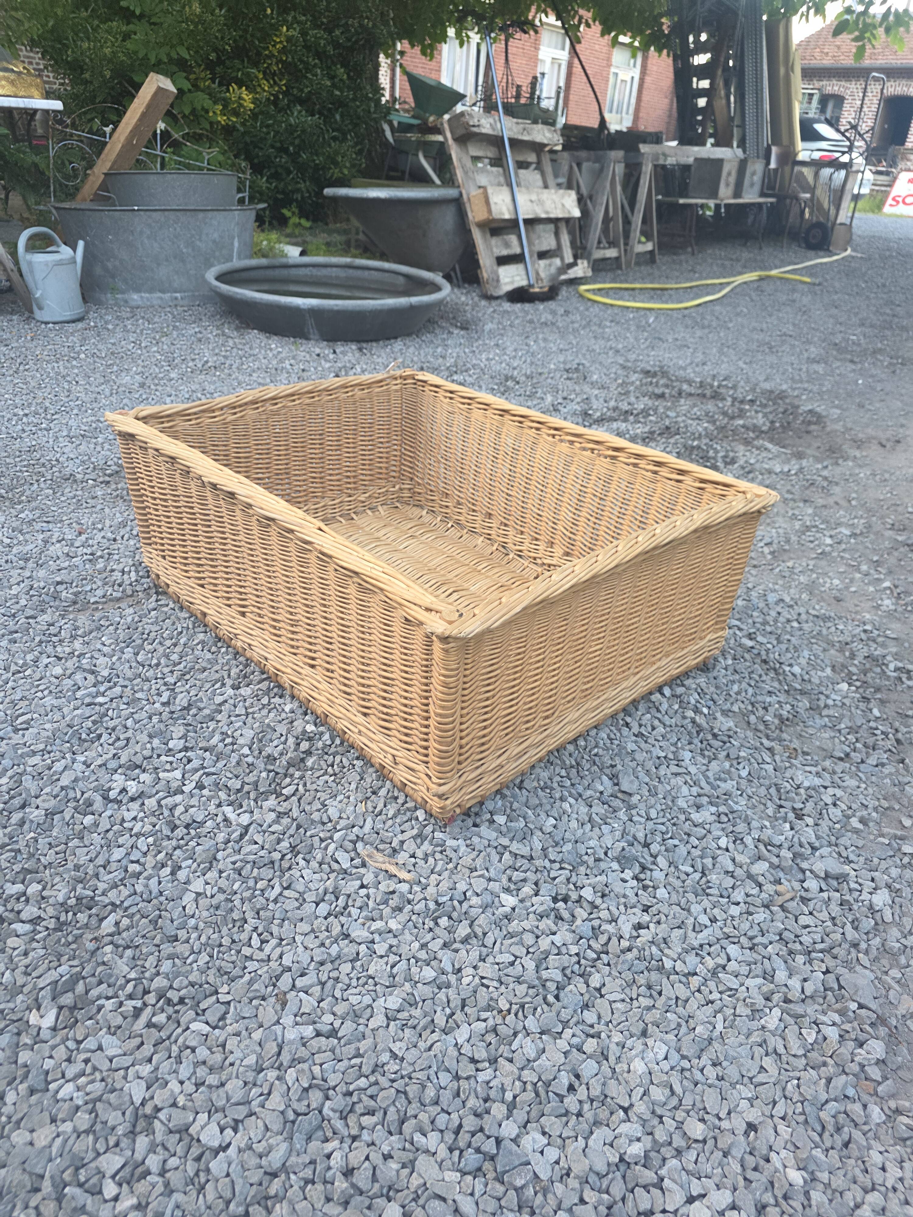 Panier en osier grand modèle