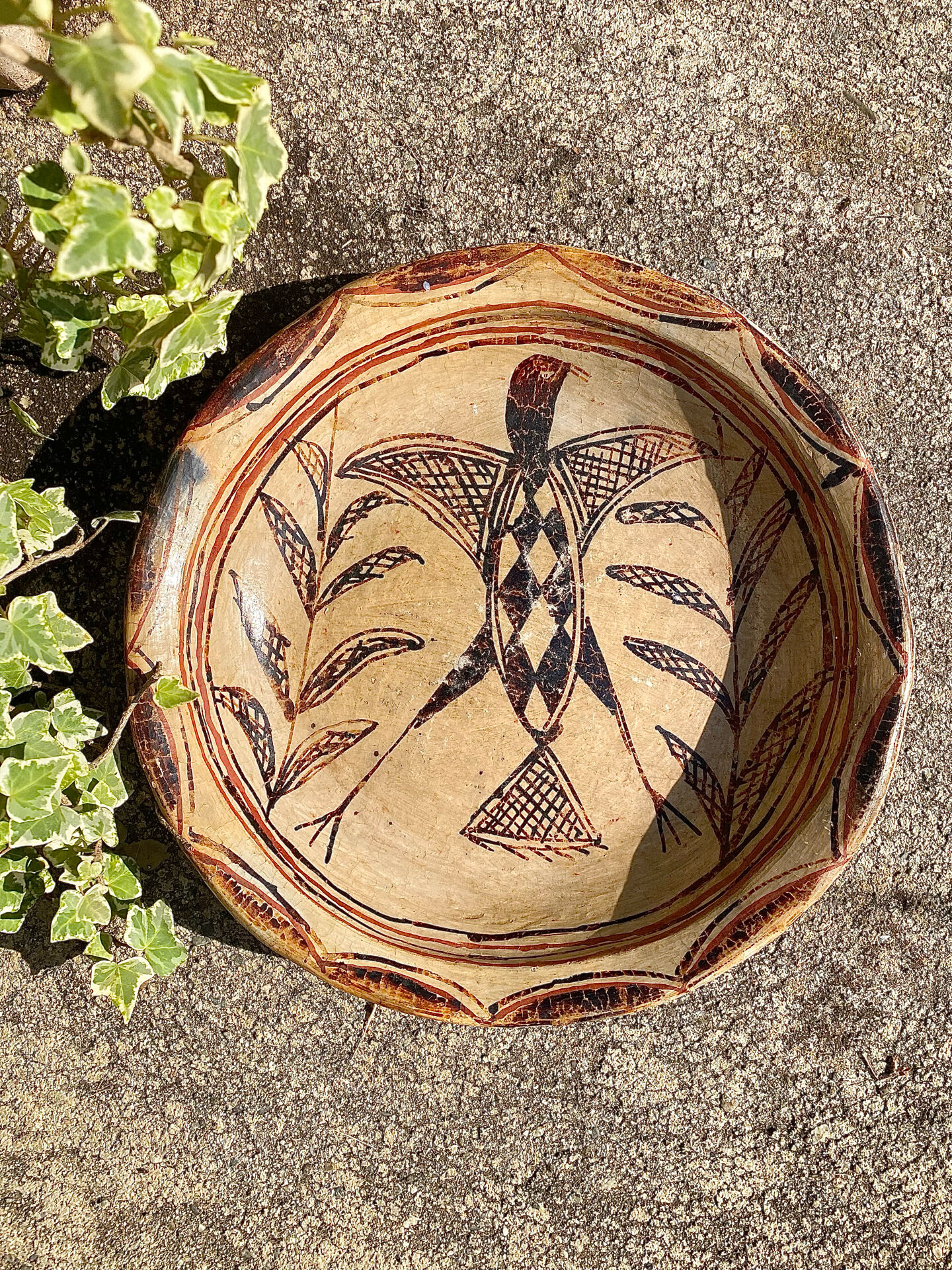 Ancient Berber dish from Kabylie featuring a bird, early 20th century.