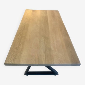Table chêne massif pieds acier noir mat