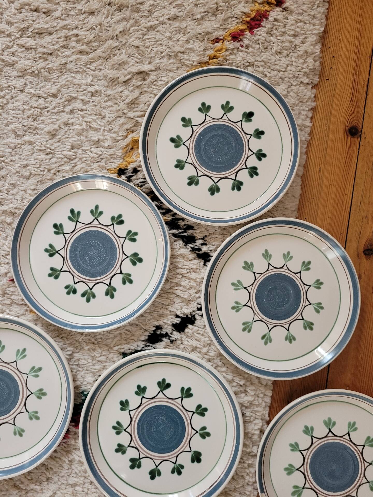 Lot no. 1 of 6 dessert plates MBFA Pornic