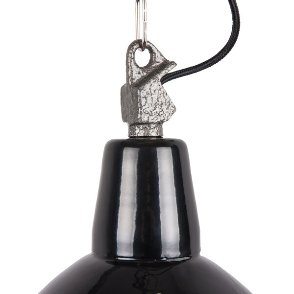 Lampe industrielle en émail de Pologne, couleur noire, 1960