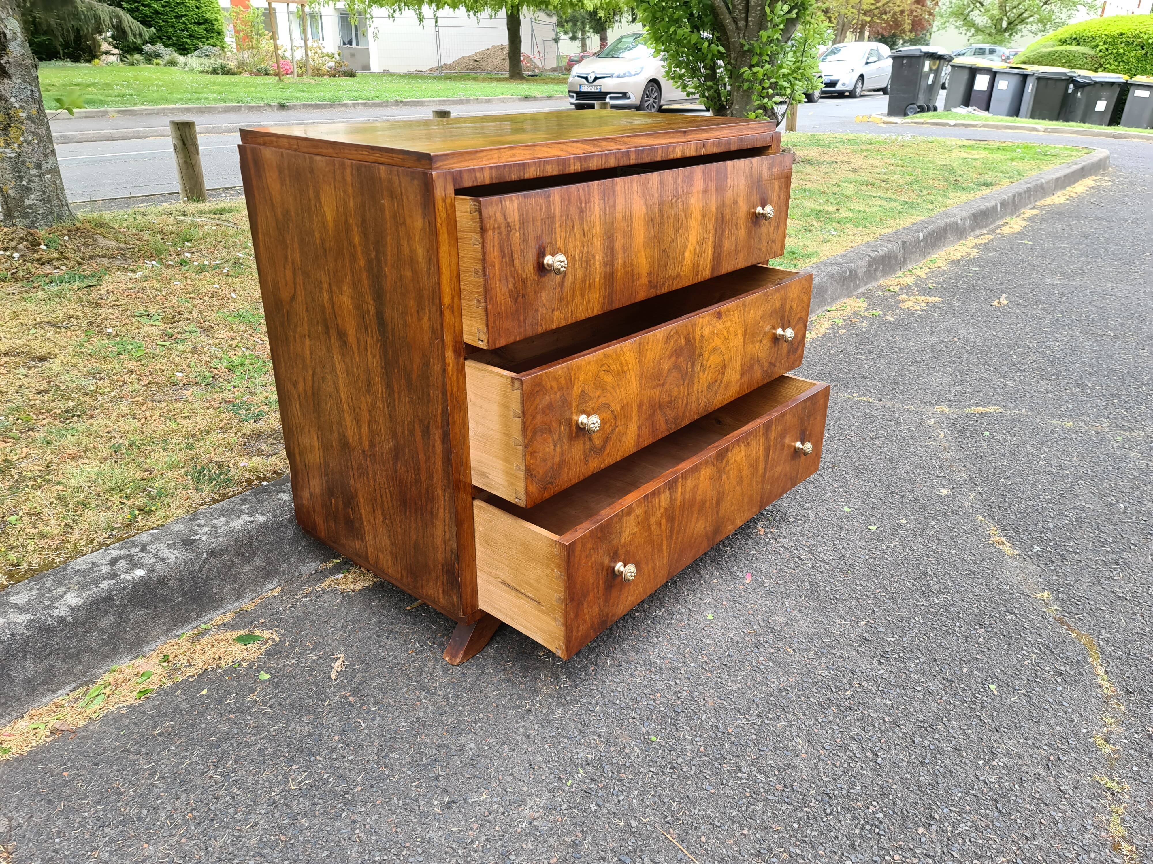Vintage dresser 1950 Art Deco walnut magnifying glass