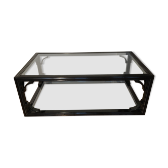 Table basse moderne d'inspiration industrielle