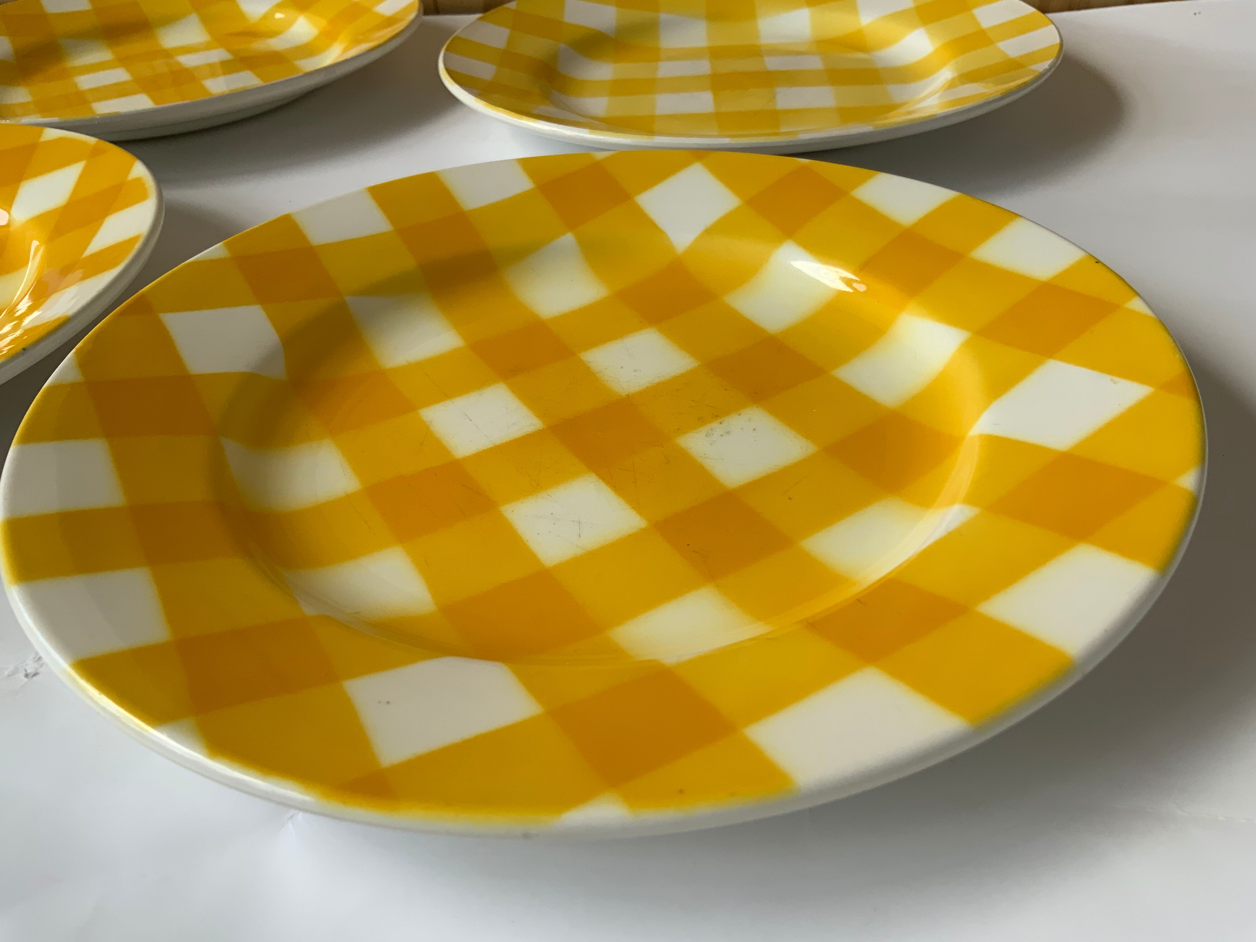 Flat checkered plates