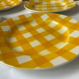 Flat checkered plates