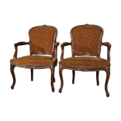 Paire de fauteuils cabriolets de style Louis XV