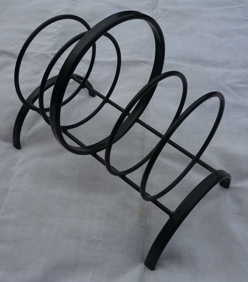 Wear magazine black tubular metal vintage 70 s