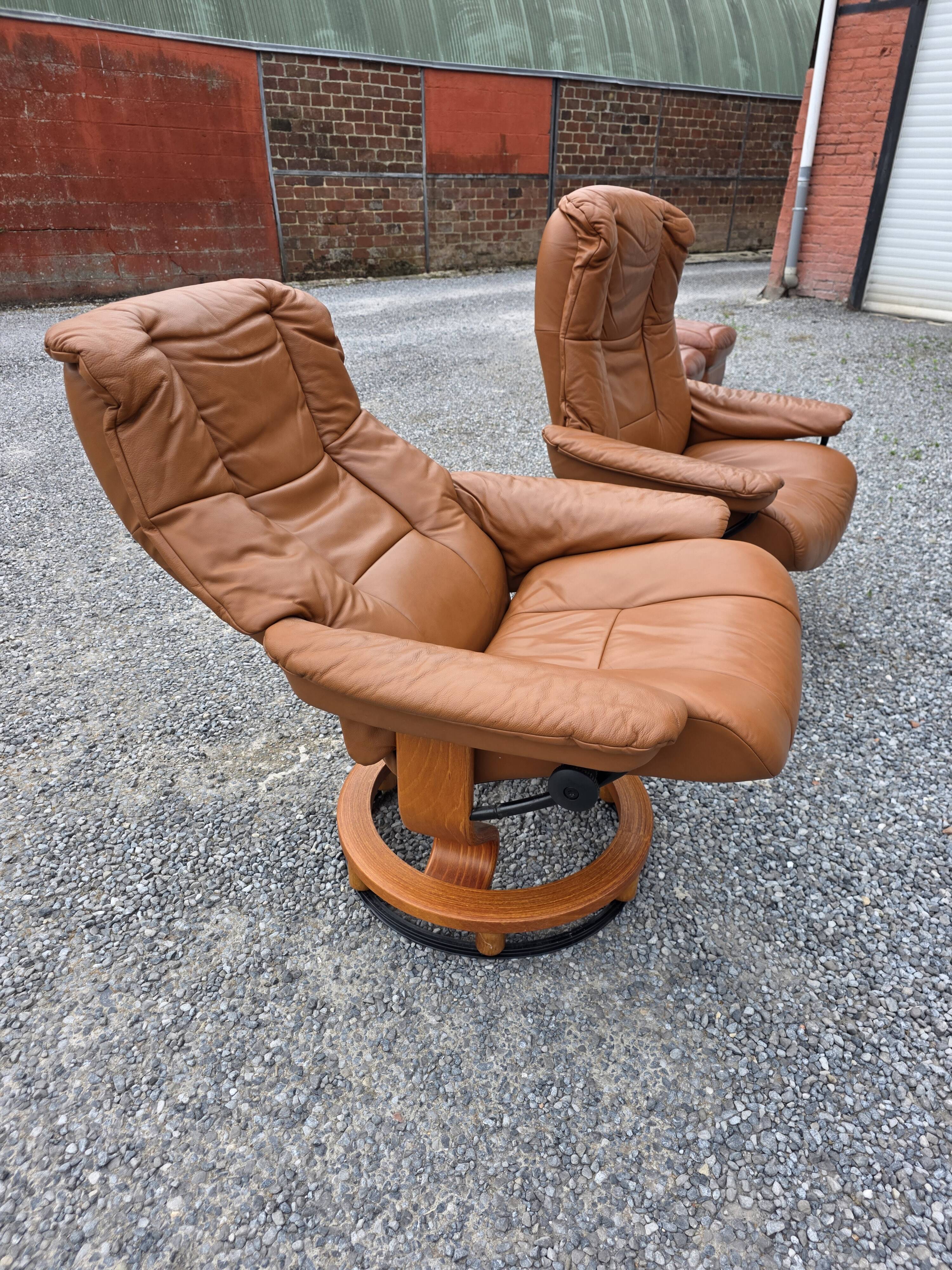 Pair of Ekornes Stressless leather armchairs, 1980s
