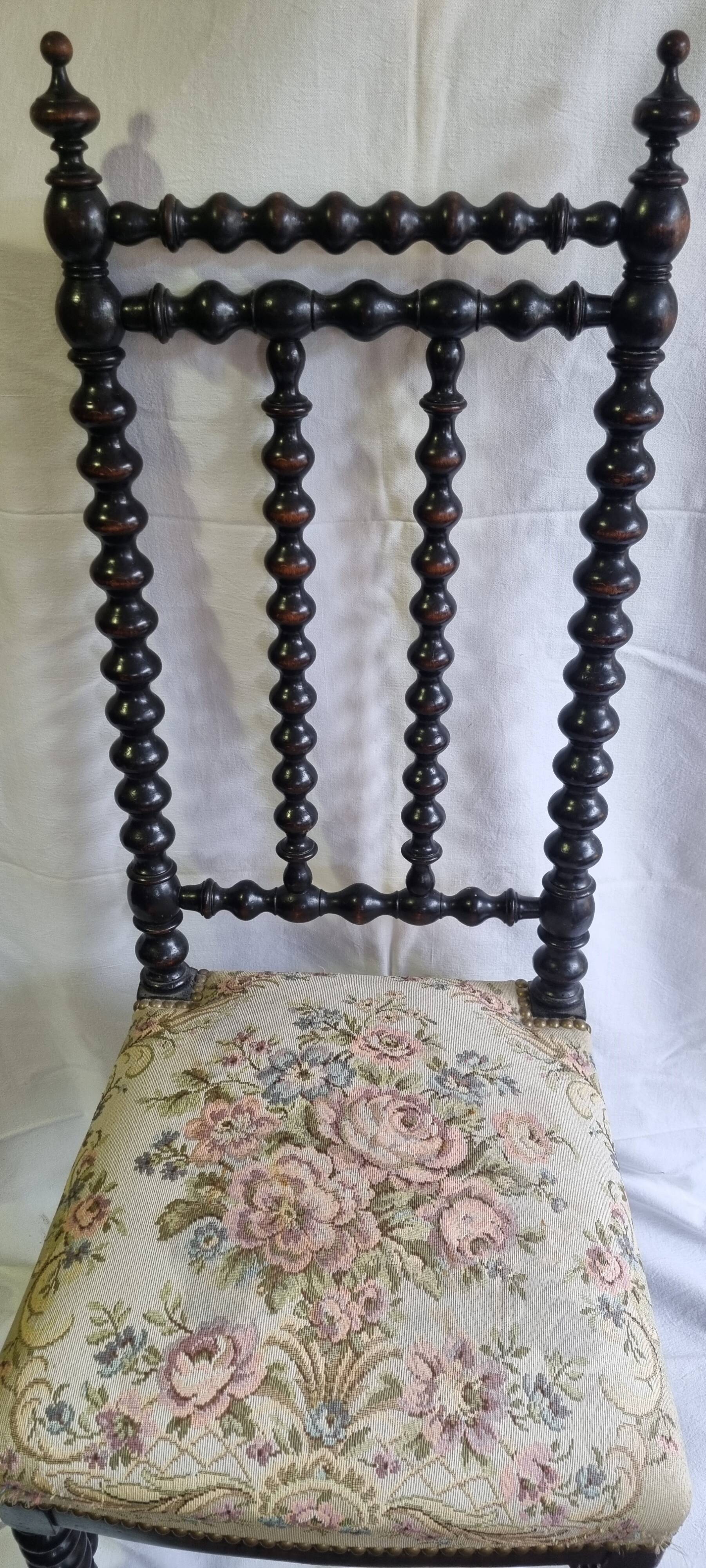 Napoleon iii chair