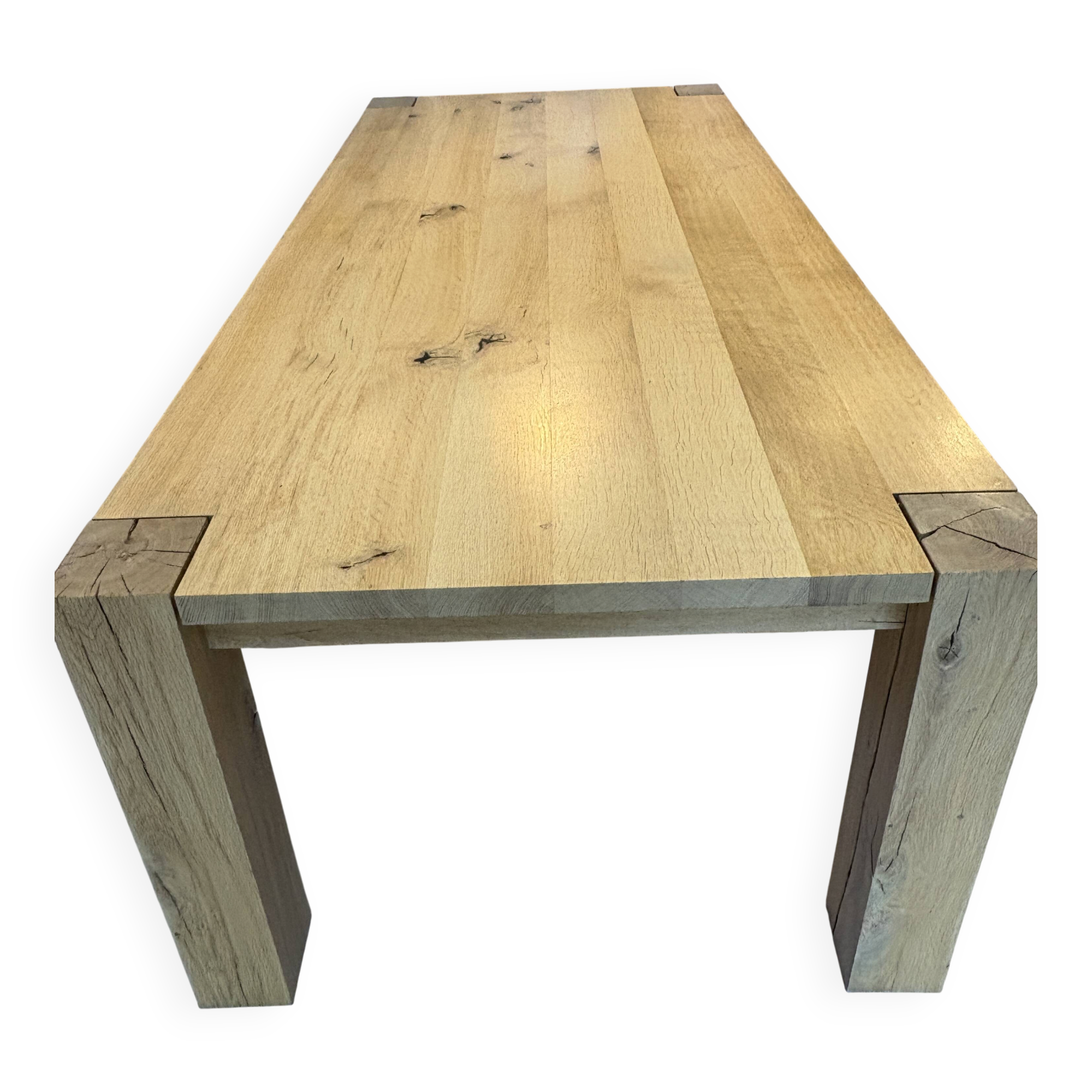 Table en chêne massif
