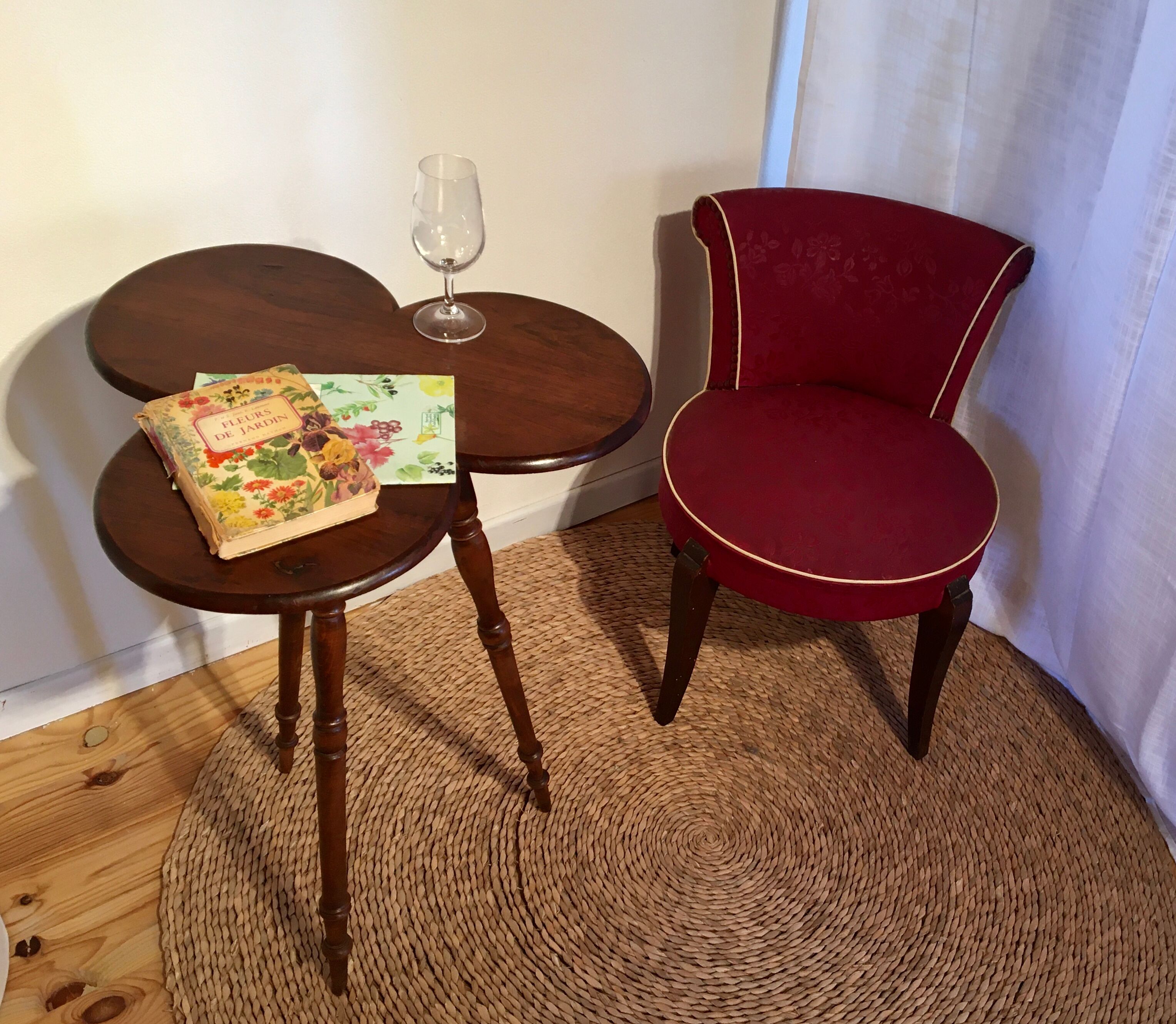 Guerrilla walnut early 20th century