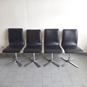 Suite de 4 chaises vintage 1970