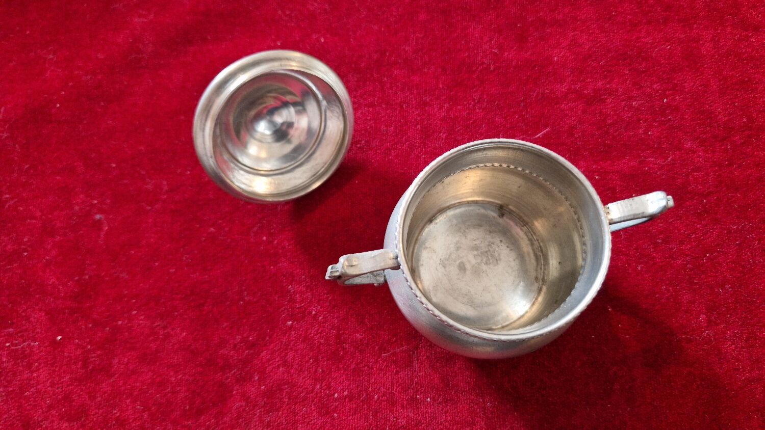 Earthenware and pewter coffee service