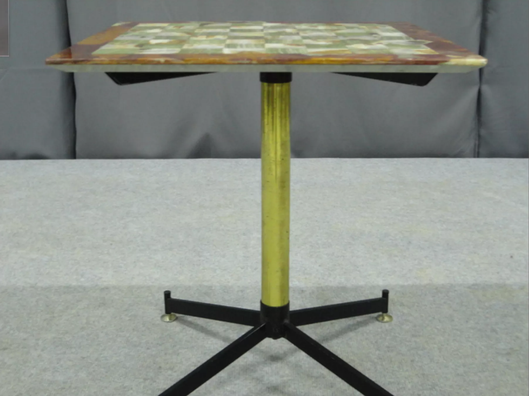 Green marble healing, 1940