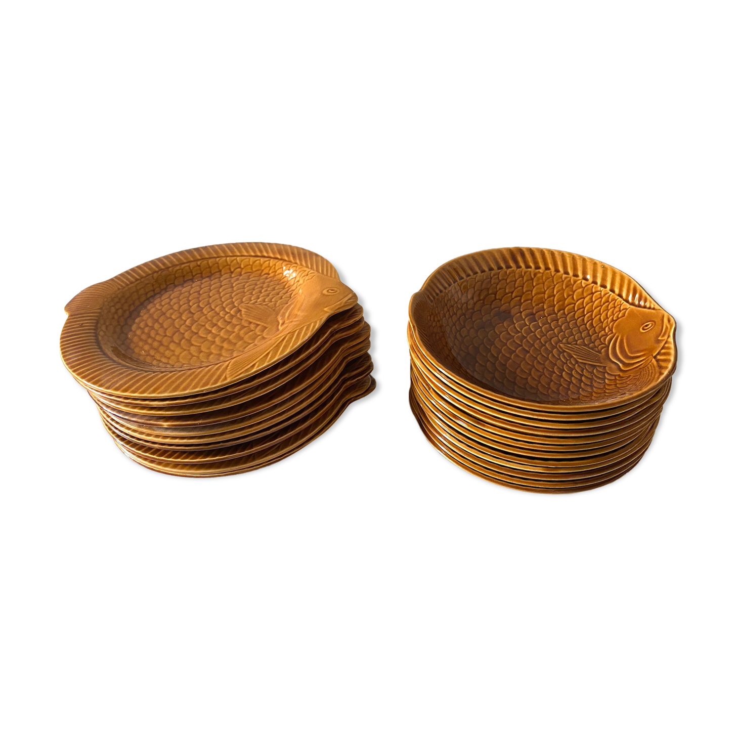 Fish service Sarreguemines vintage honey, 22 plates in total, hollow and flat