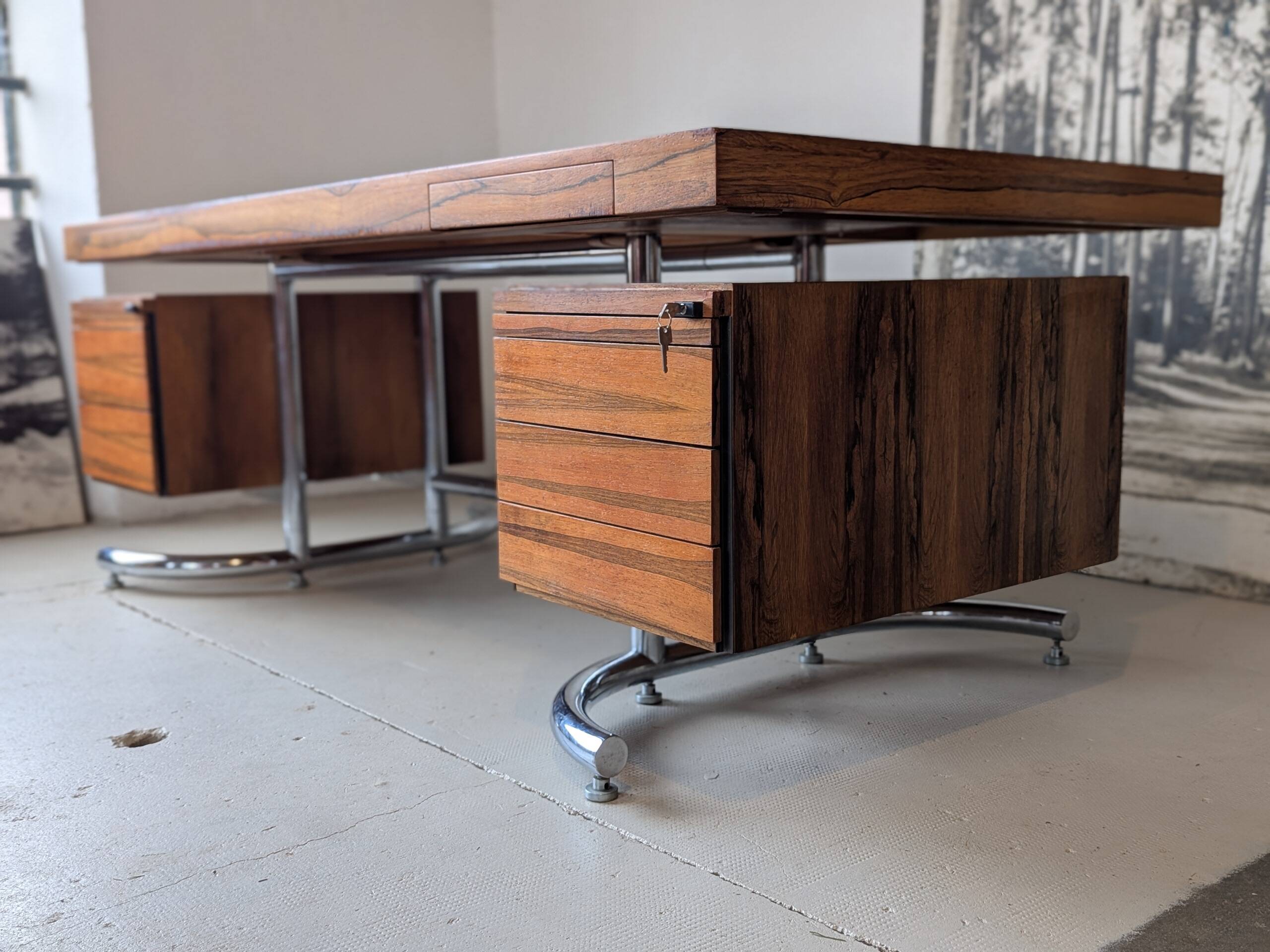 Rio rosewood executive desk, 1970s.