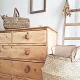 English chest of drawers