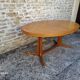 Baumann oval table