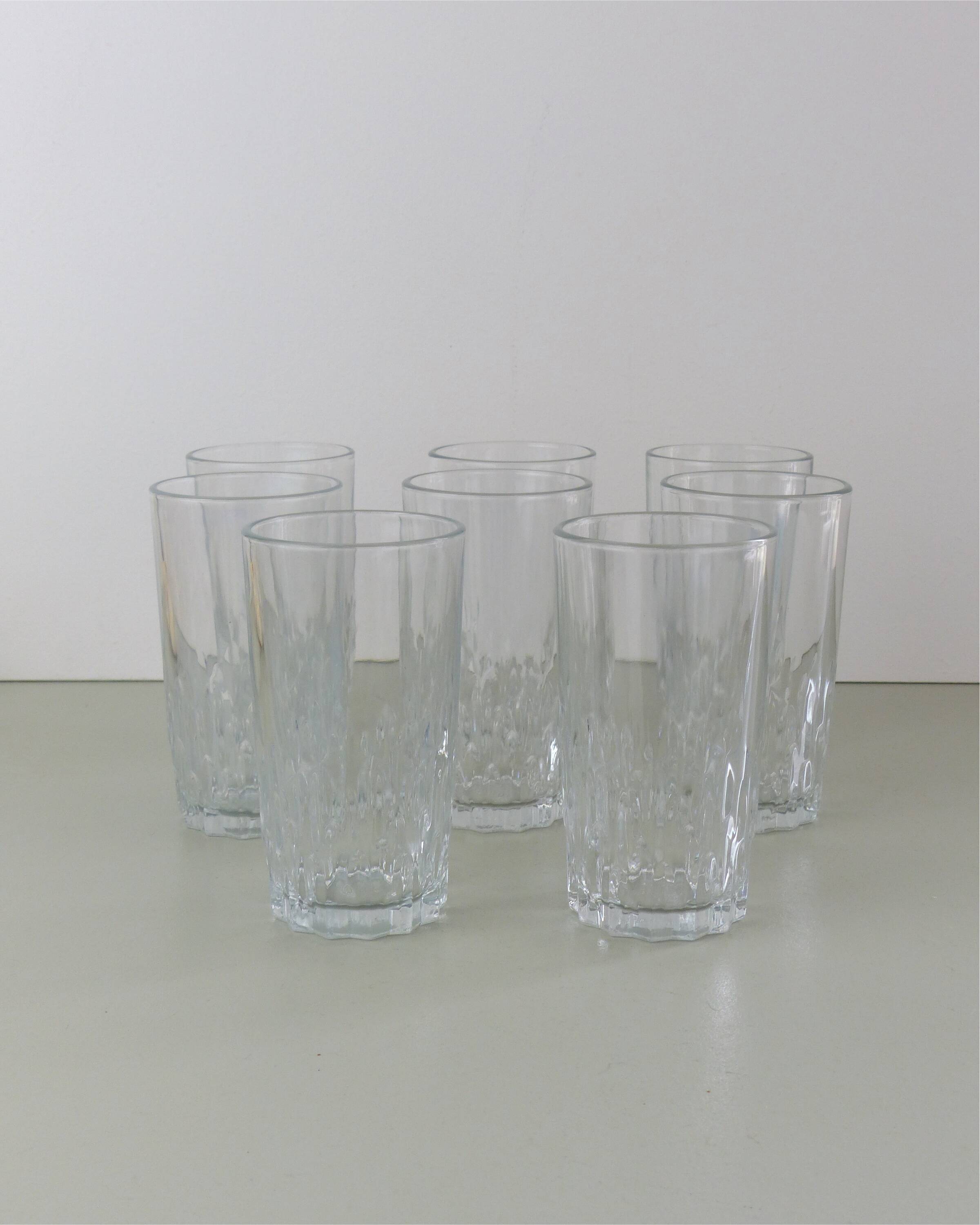 Set of 8 transparent glass water glasses