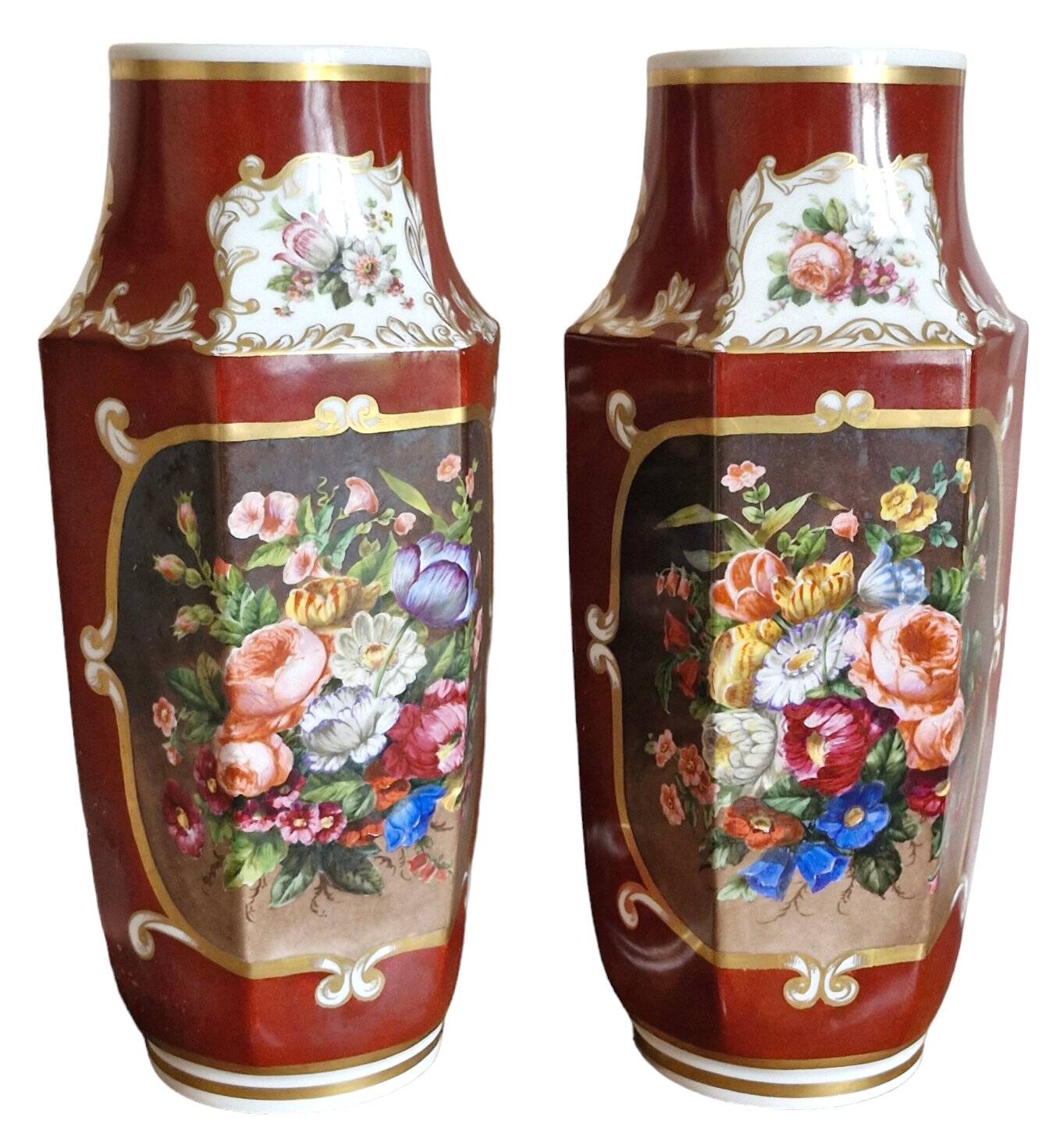 Duo of 19th century vases in Paris JP porcelain