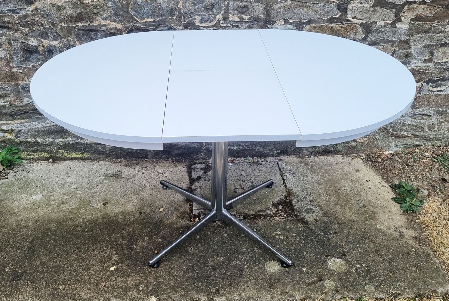 Round table and white formica chairs, vintage, 70s