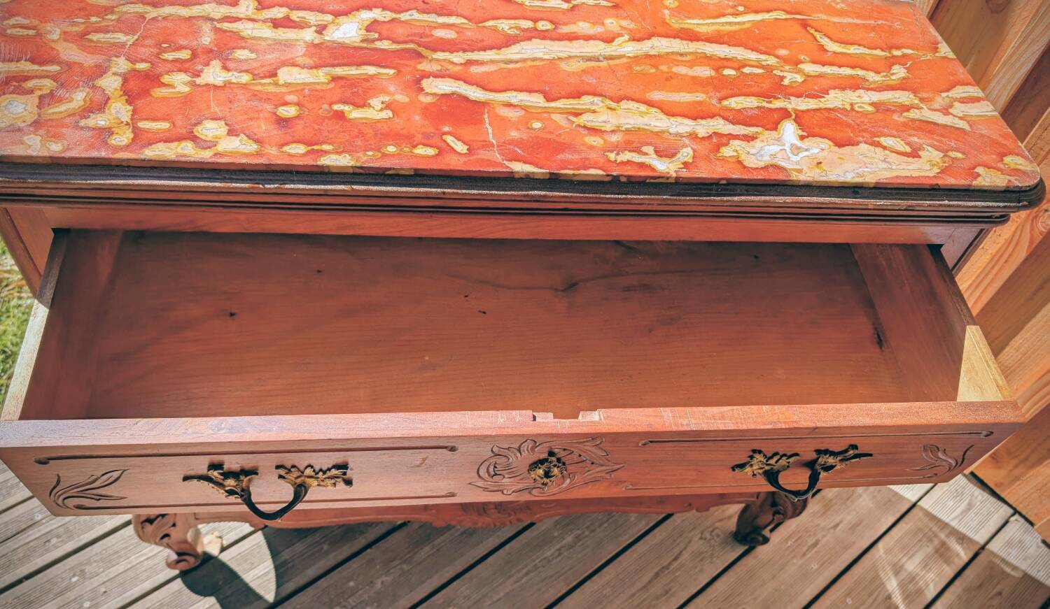 Majestic Louis XV Chest of Drawers in Walnut and Royal Red Marble – 19th Century