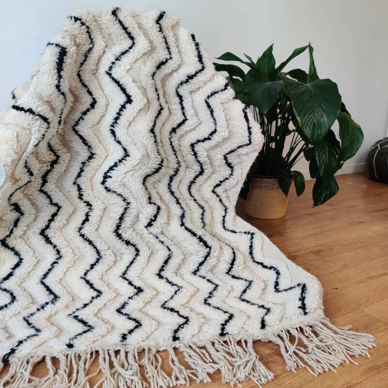 Berber rug ZigZag white and black 105x170 cm