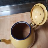 Théière vintage émaillée jaune