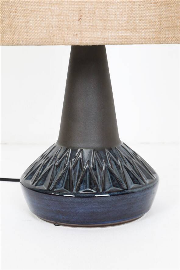 XL Søholm / Einar Johansen “1058” table lamp / Ceramic / Mid-century / Danish modern design / 1960s / 1970s