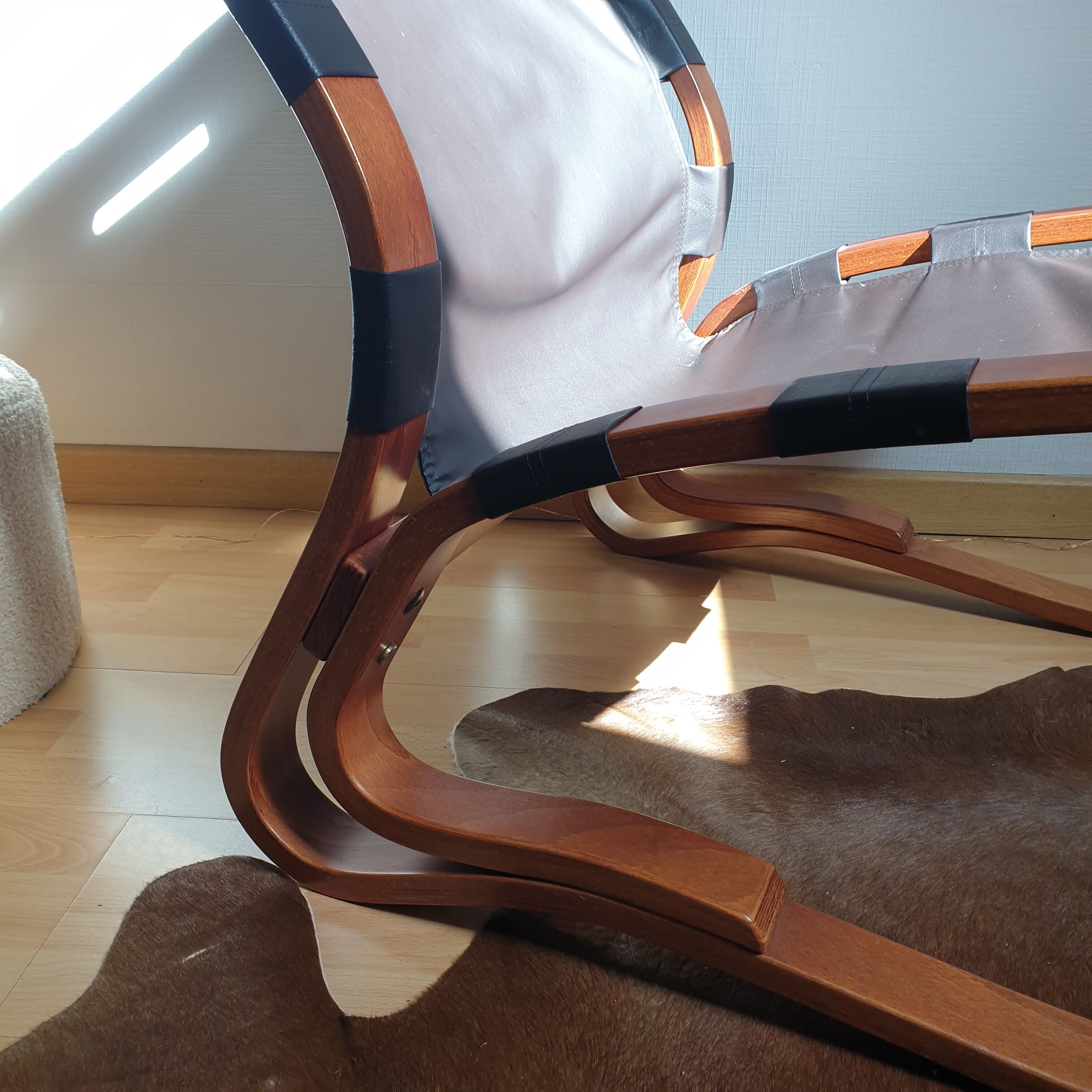 Vintage Scandinavian armchair 60s Kengu