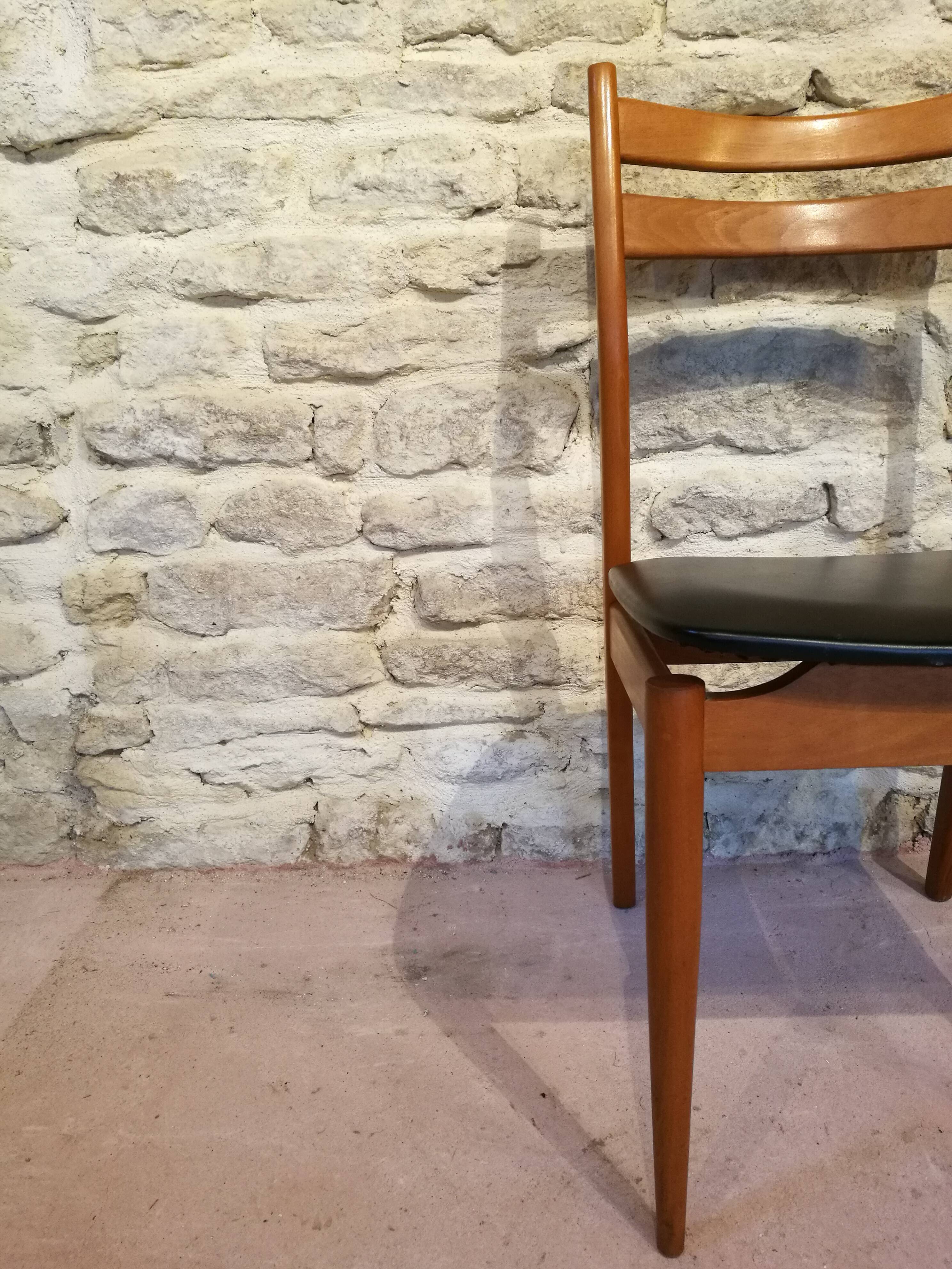 Former Chair Scandinavian skai