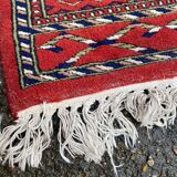 Handwoven Pakistani Persian rug in burgundy wool 120x190.