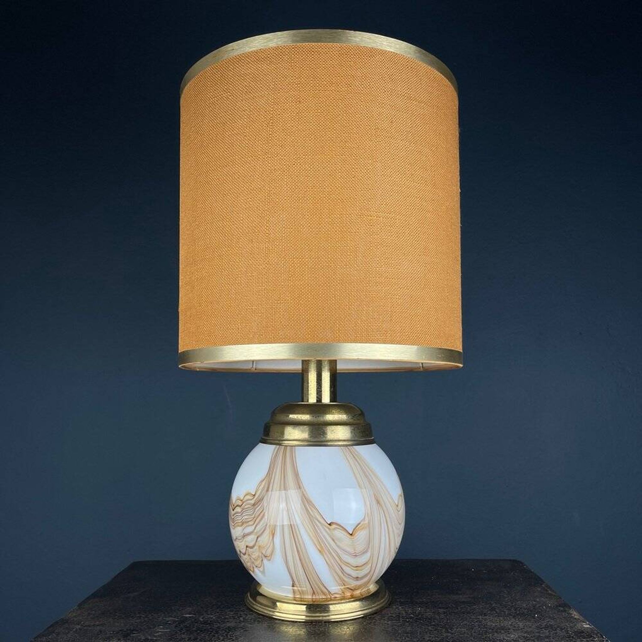 Lampe de table en verre de Murano, Italie, années 1970