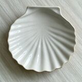 Retro shell pocket empty.