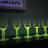 Set of 5 manganese liqueur glasses