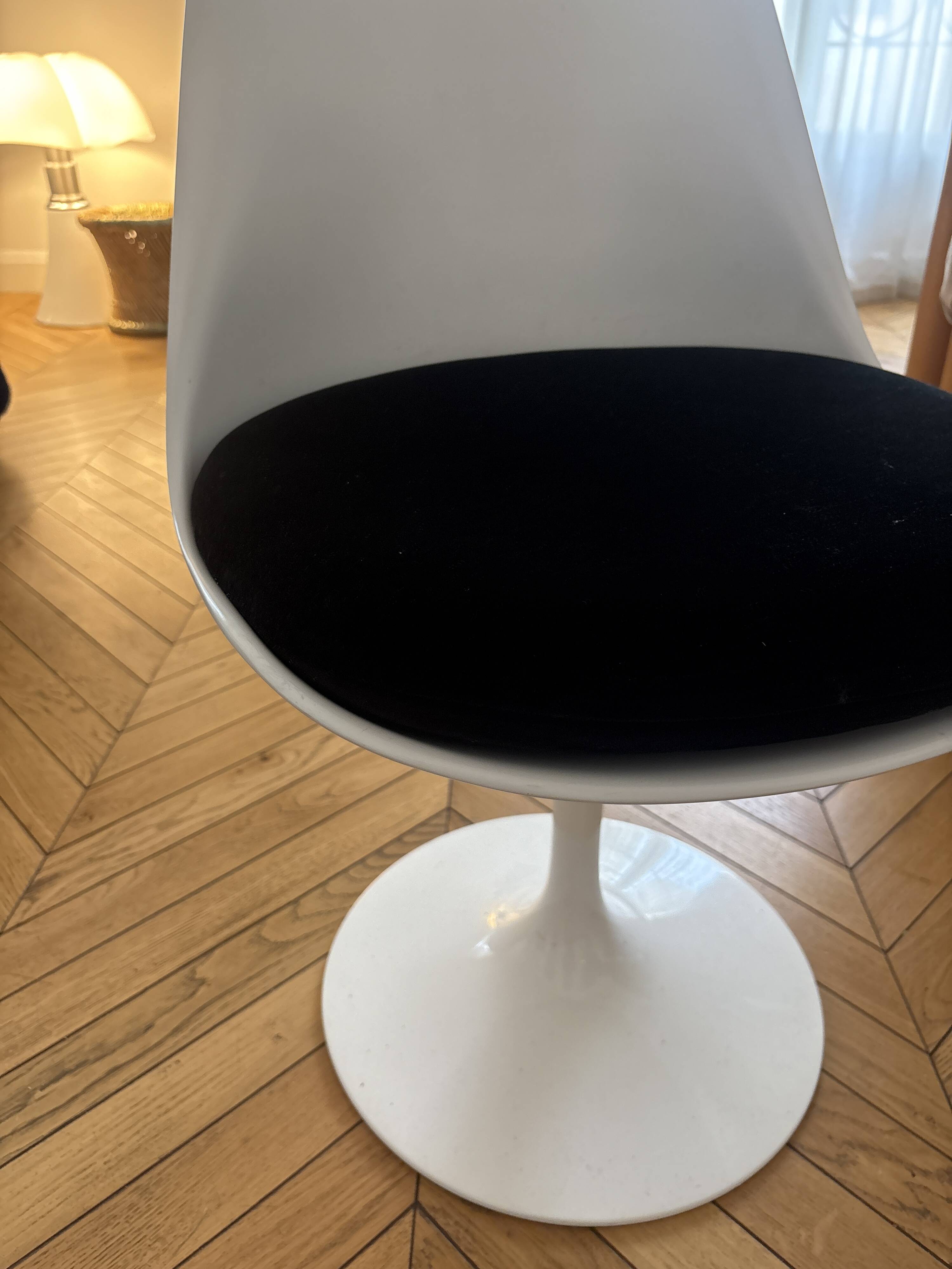 Knoll tulip chair with black velvet cushion