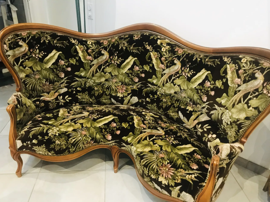 Louis XV bench