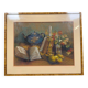 Tableau au crayon gras figurant des objets sur un entablement fleuri