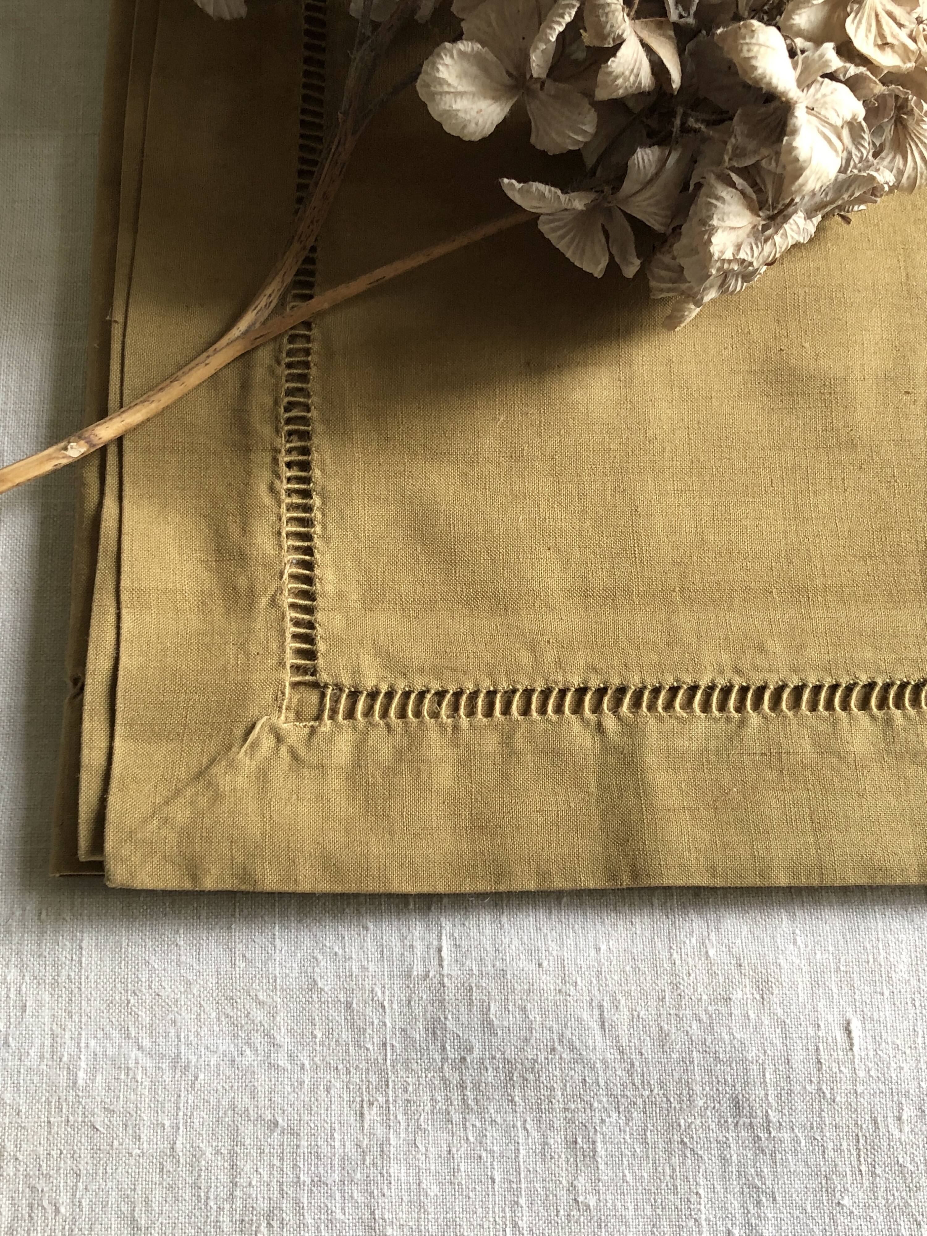 Antique pillowcase in linen and cotton vermeil